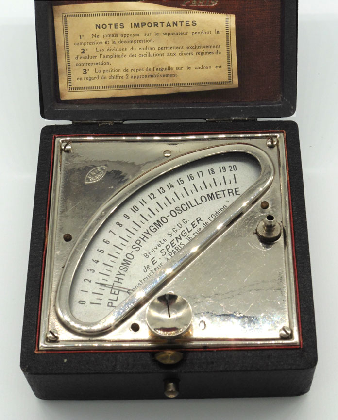 Pletismo-esfigmo-oscilómetro de E. Spengler
